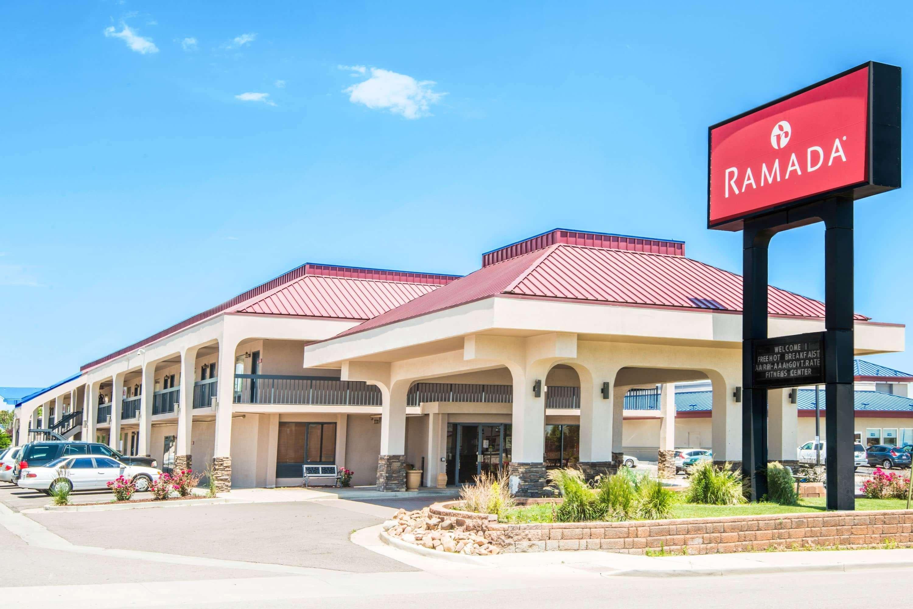 Travelodge By Wyndham Pueblo Extérieur photo