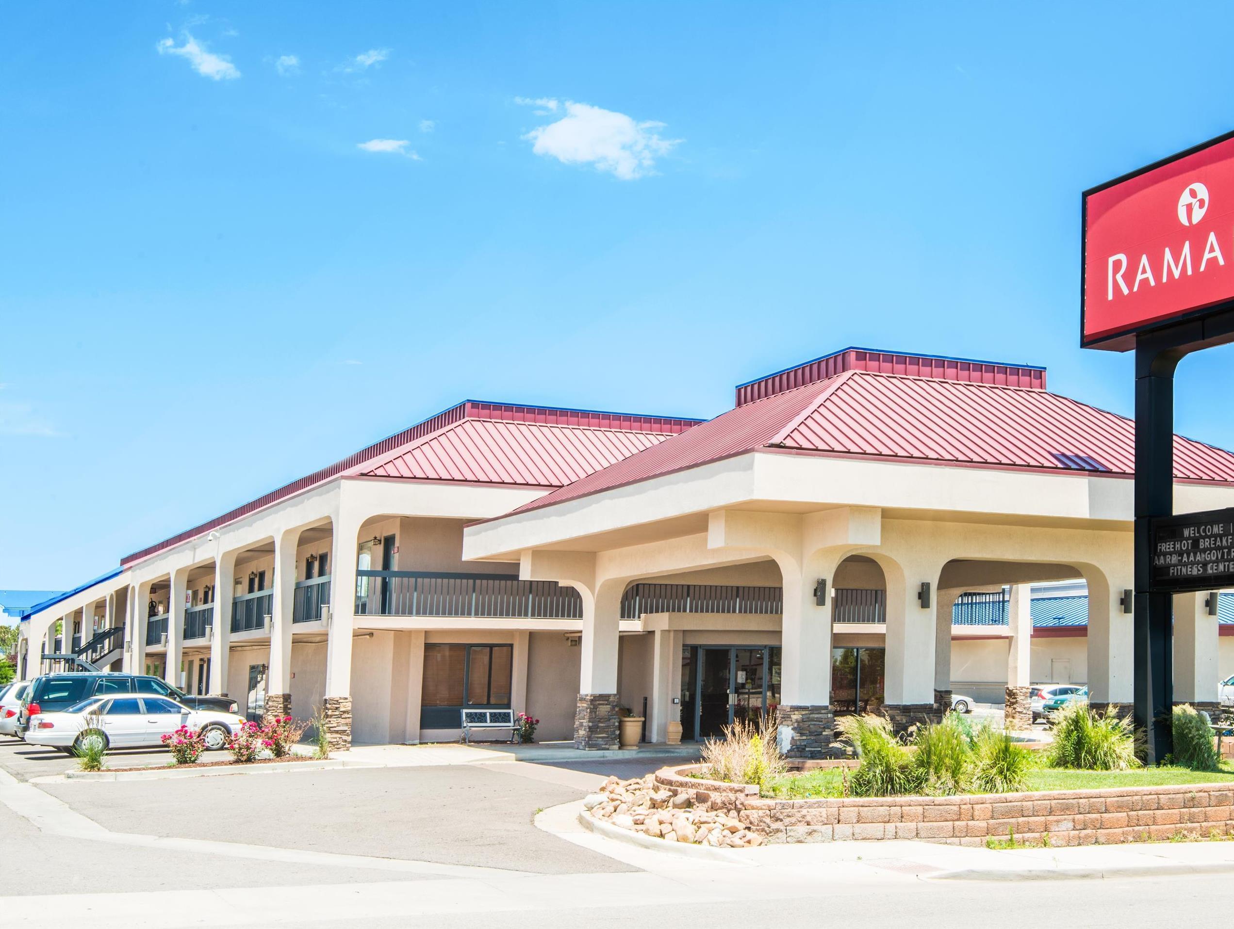 Travelodge By Wyndham Pueblo Extérieur photo